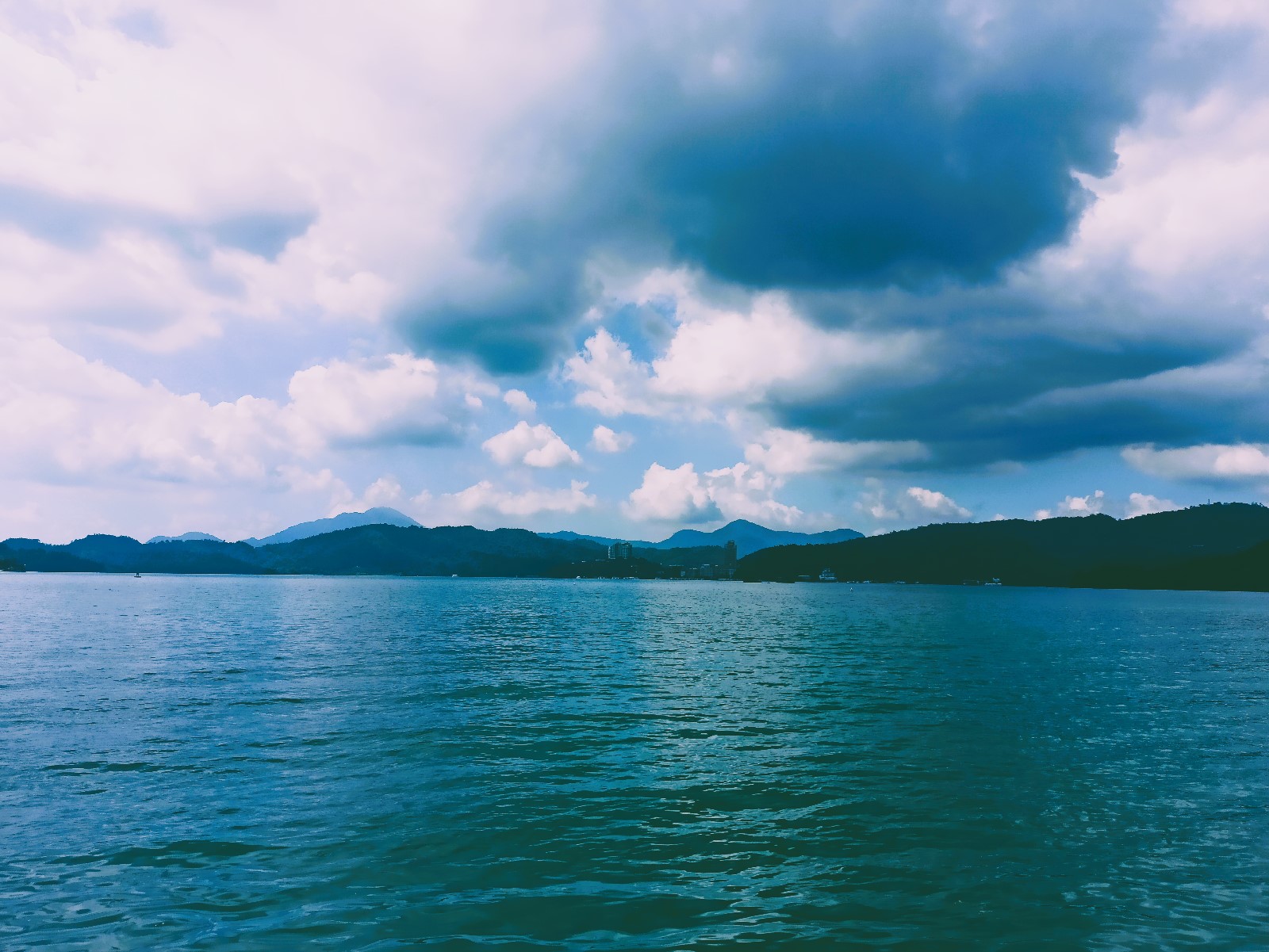 Sun-moon lake